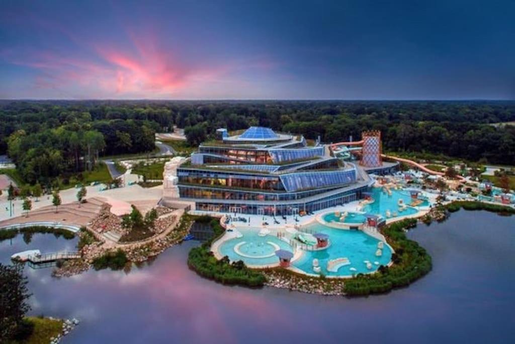 Appartement Disneyland Paris บุสซี-แซ็ง-ฌอร์ฌ ภายนอก รูปภาพ